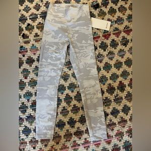 Light camo lululemon leggings
